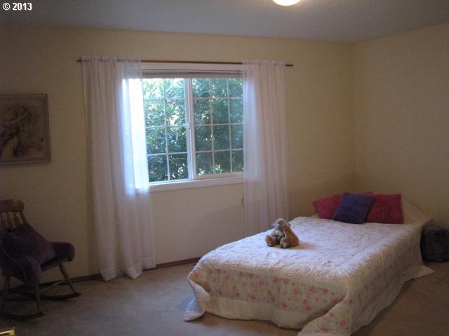 23851 Schultz Road Northeast Aurora, OR 97002 - Photo 14 of 16