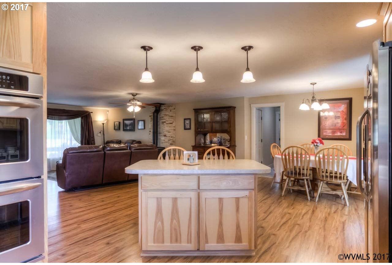1764 Chemawa Road Northeast Keizer, OR 97303 - Photo 5 of 30 Gallery Image 5