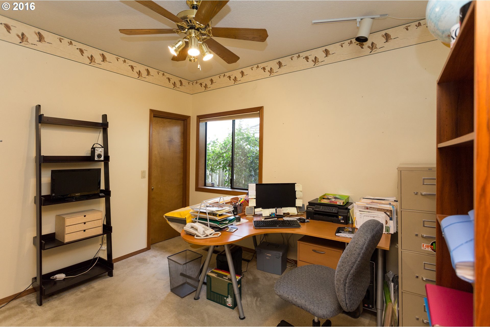 13935 Southwest Weir Road Beaverton, OR 97008 - Photo 16 of 25 Gallery Image 16