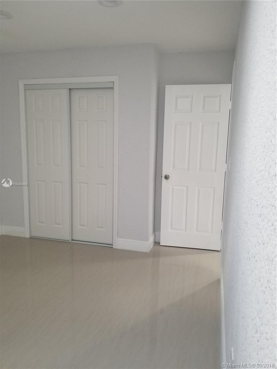 101 Southwest 48th Court Miami, FL 33134 - Photo 14 of 21