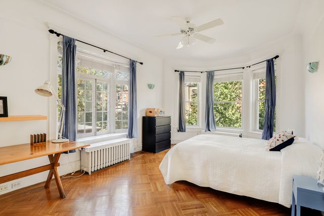 $2,050,000 | 149 Maple Street | Prospect Lefferts Gardens