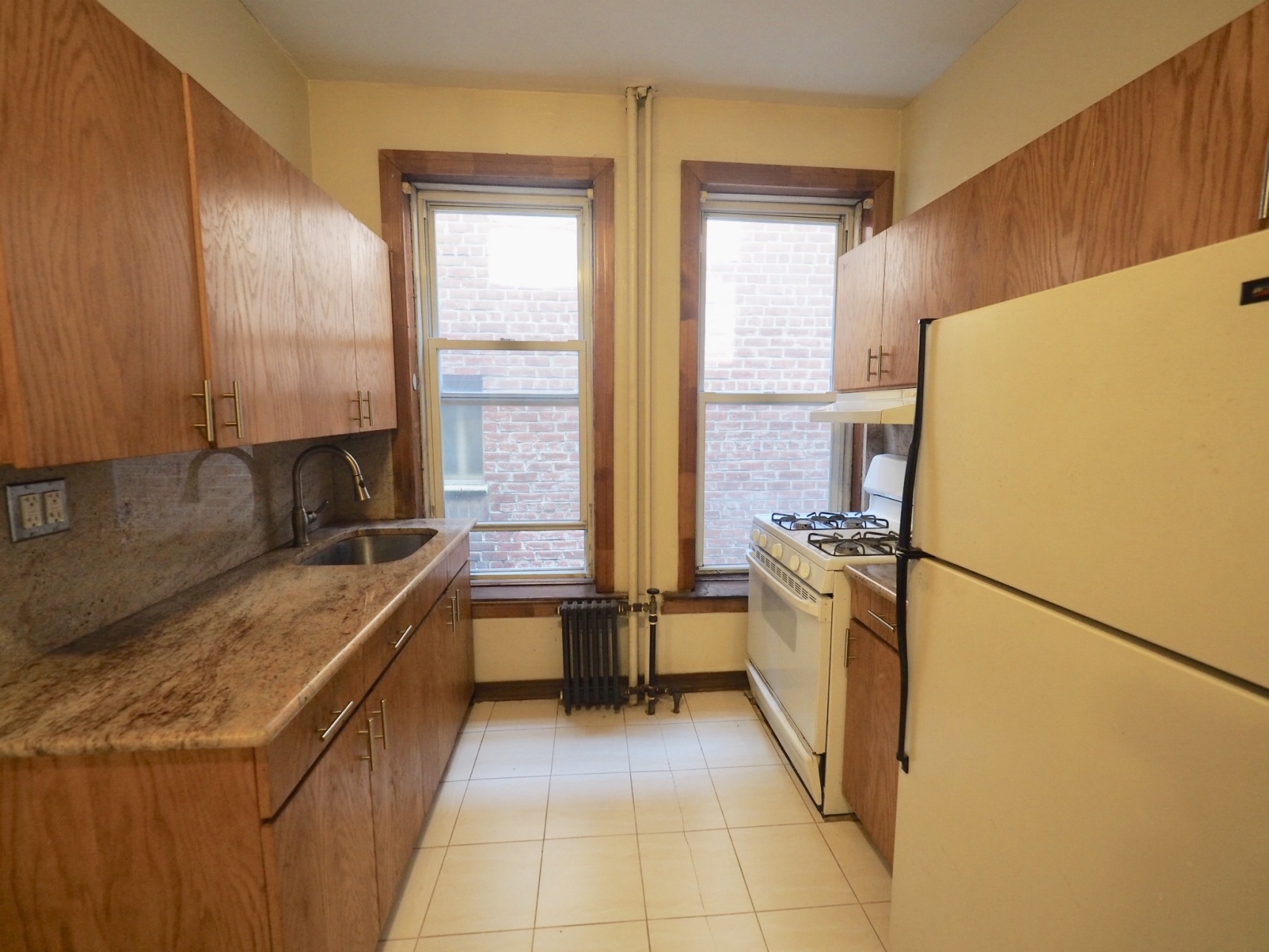 31-18 41st Street, Unit 2R Queens, NY 11103 - Photo 7 of 11