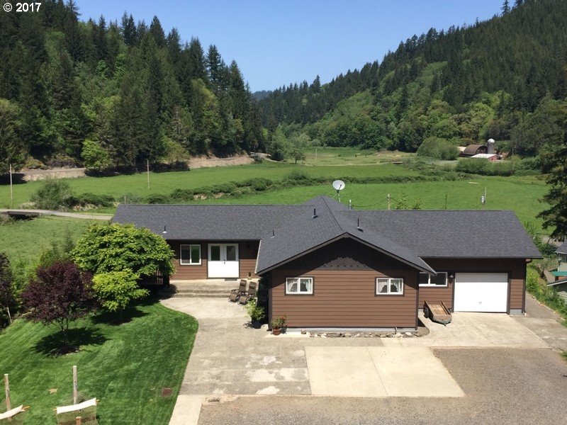 281 Johanneson Creek Road Reedsport, OR 97467 - Photo 19 of 25