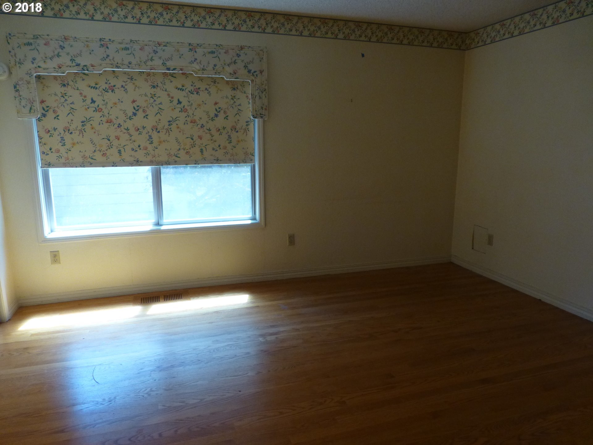 32425 Southwest Boones Bend Road Wilsonville, OR 97070 - Photo 7 of 15 Gallery Image 7