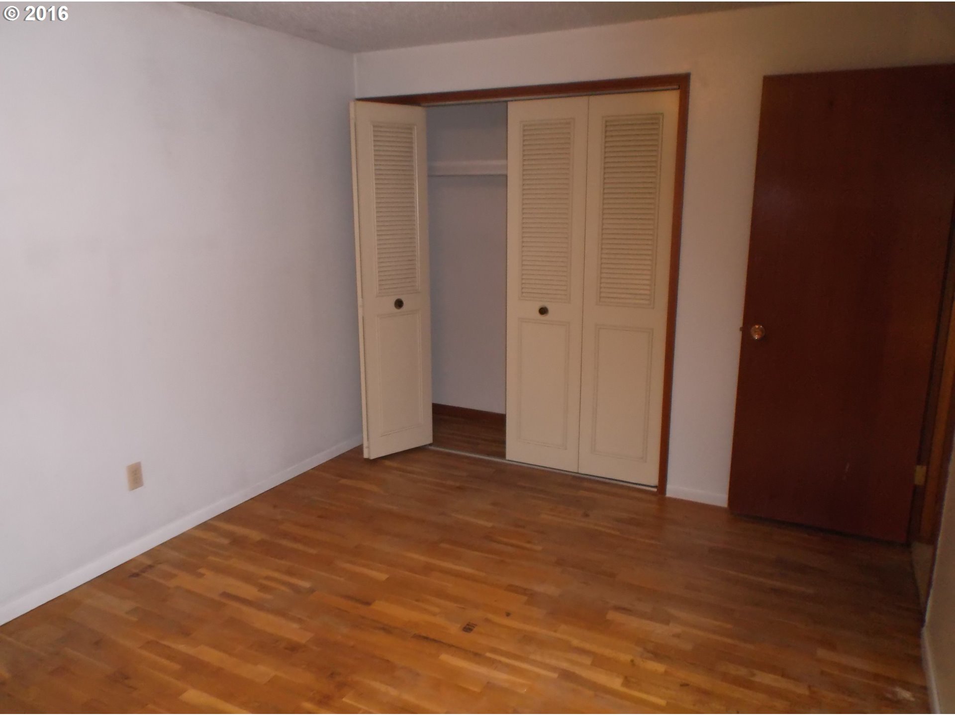 2433 Southwest Perkins Avenue Pendleton, OR 97801 - Photo 13 of 21