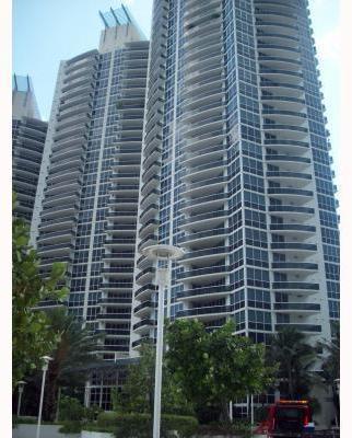 400 Alton Road, Unit 2005 Miami Beach, FL 33139 - Photo 1 of 16