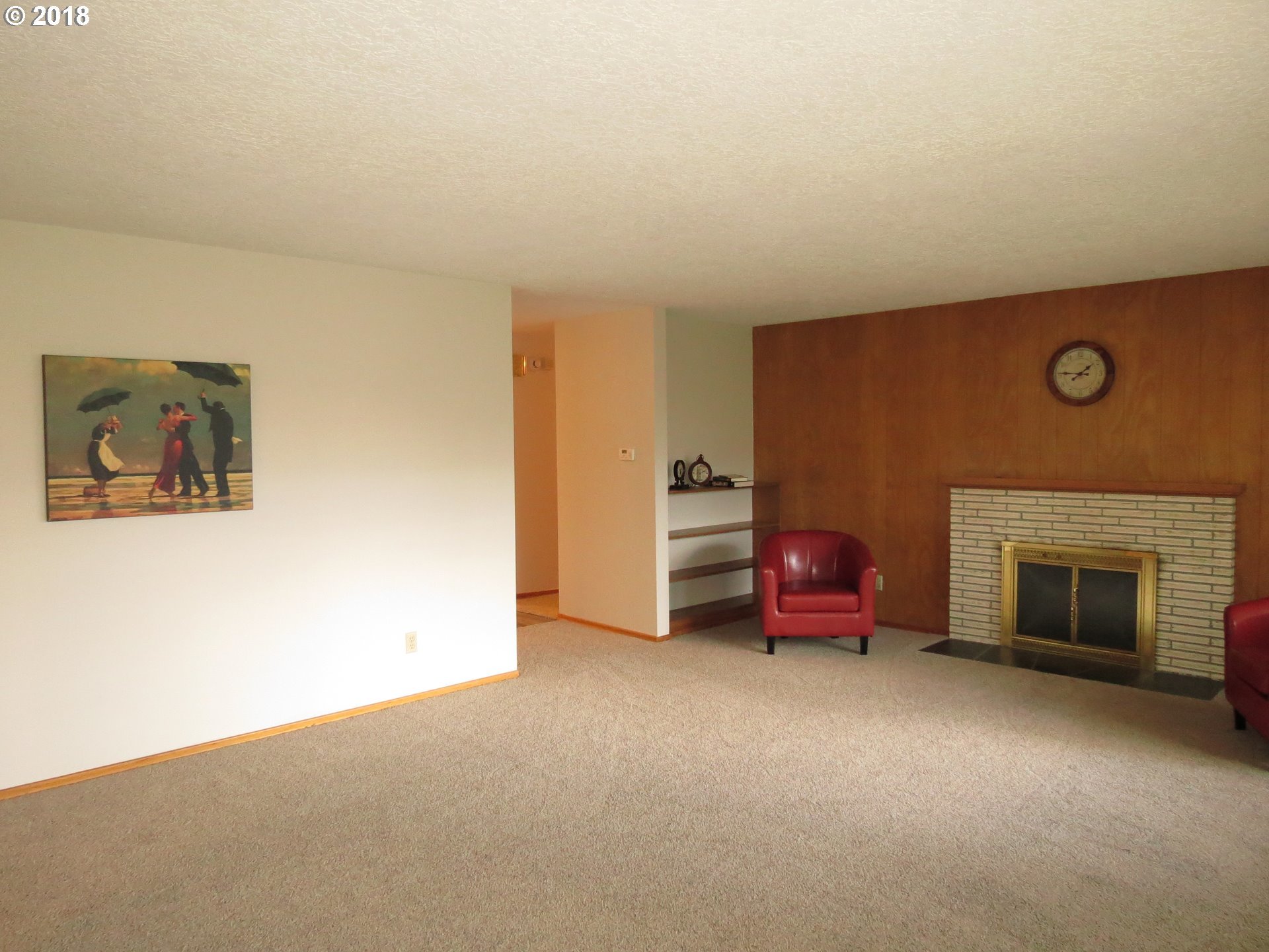 2265 Southwest Roxbury Avenue Portland, OR 97225 - Photo 8 of 29 Gallery Image 8