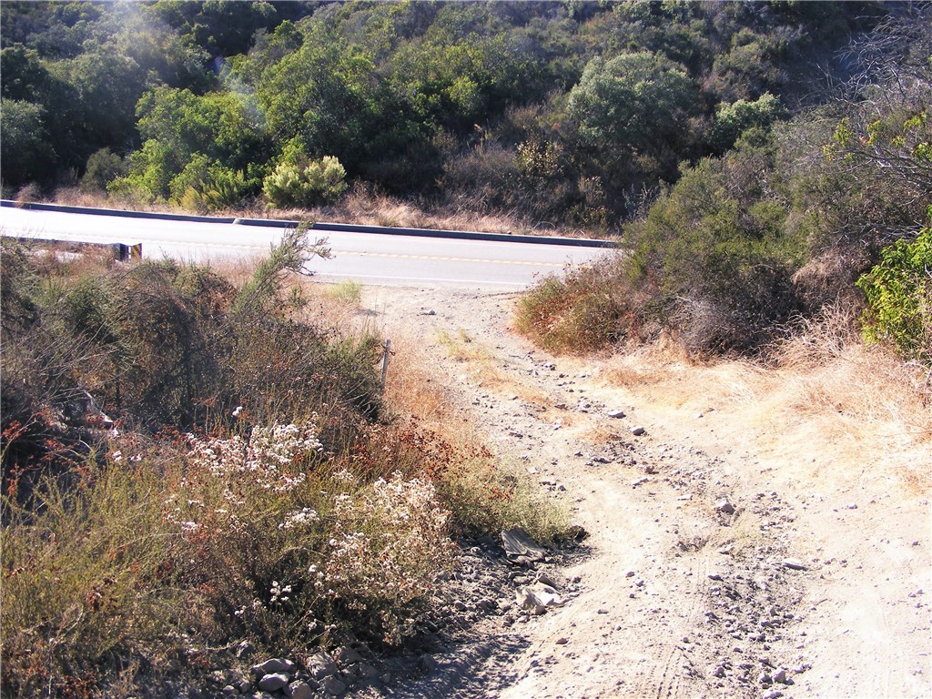 2 Rancho California Road Temecula, CA 92590 - Photo 3 of 32