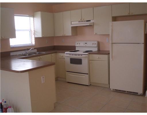 12838 Southwest 256th Terrace Homestead, FL 33032 - Photo 2 of 6