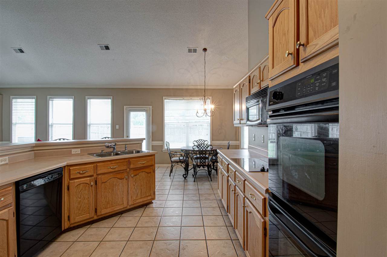 1286 Macon Hall Road Cordova, TN 38018 - Photo 5 of 25