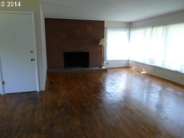 2700 Southwest Taylors Ferry Road Portland, OR 97219 - Photo 3 of 16 Gallery Image 3