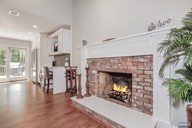 440 Glendale Road Wyckoff, NJ 07481 - Photo 5 of 21 Gallery Image 5