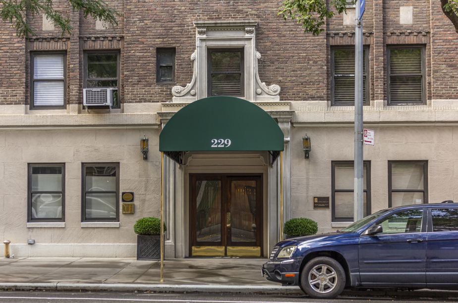 229 E 79th St, Manhattan, NY 10075 - Photo 2 of 4