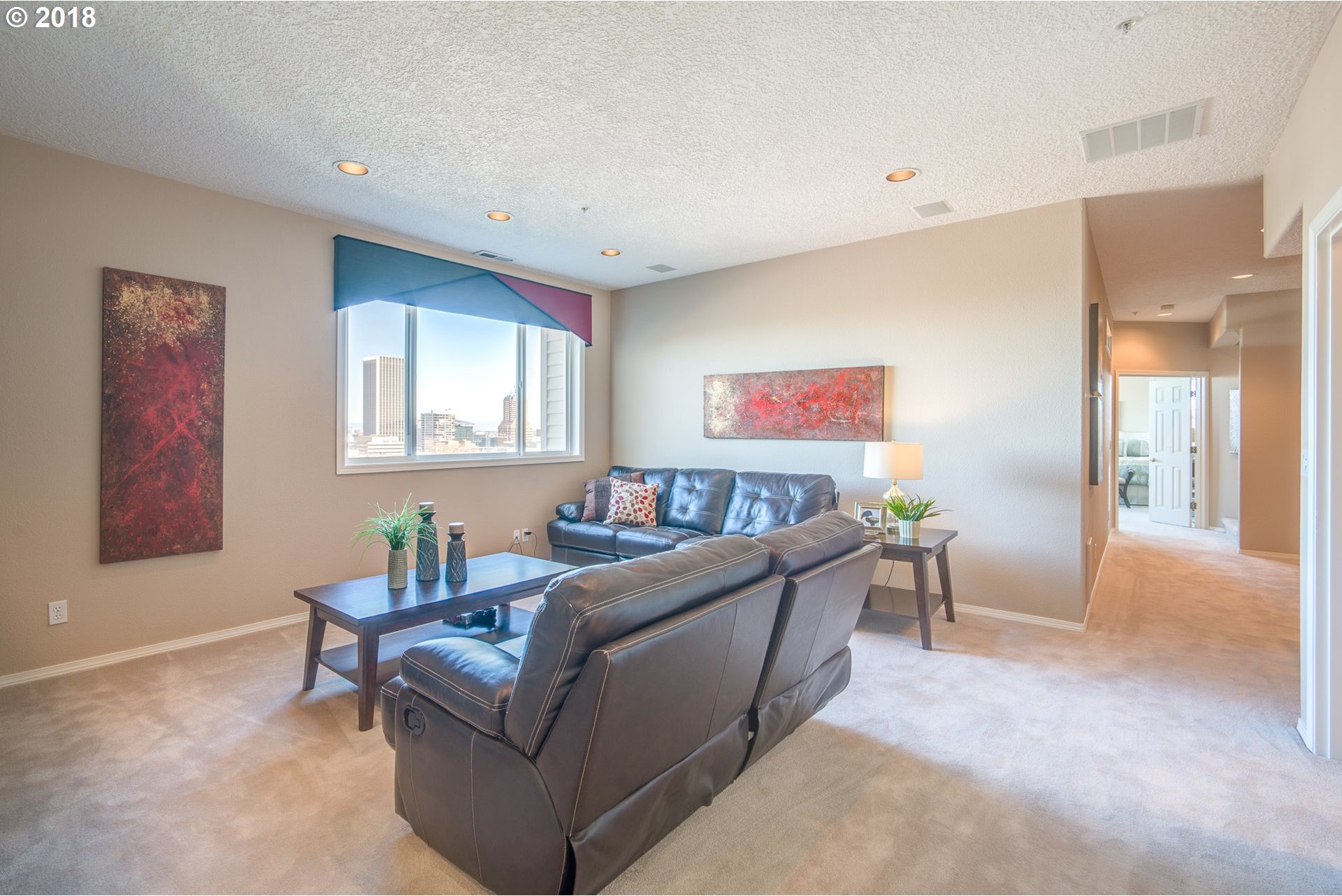 1238 Southwest Cardinell Way, Unit 1 Portland, OR 97201 - Photo 8 of 32 Gallery Image 8
