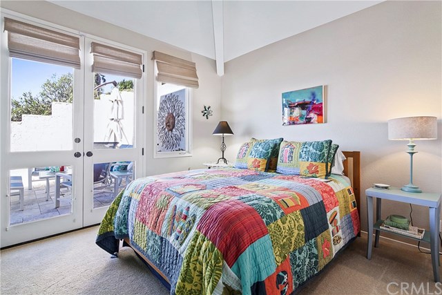 625 Avenida Acapulco San Clemente, CA 92672 - Photo 37 of 48 GUEST ROOM OPENS UP TO THE BACK PATIO