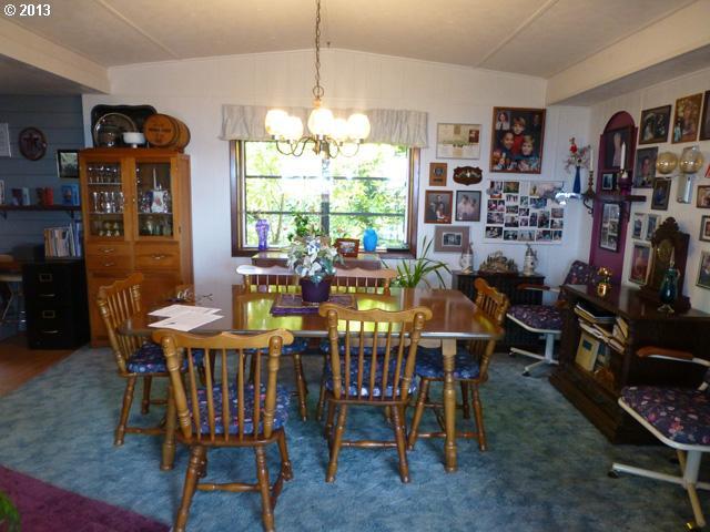 32881 Hillside Acres Road Gold Beach, OR 97444 - Photo 12 of 16
