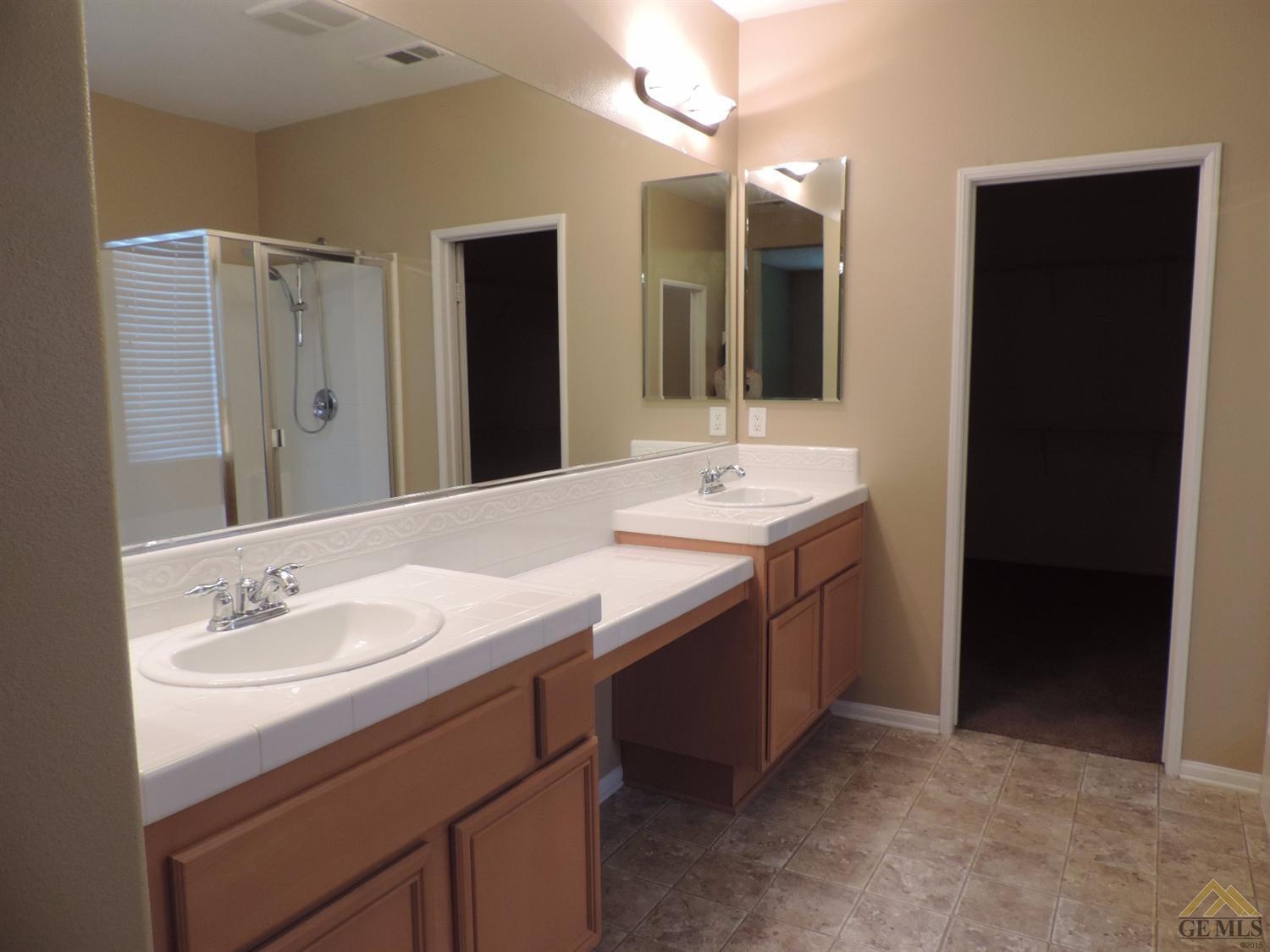 12302 Rambler Avenue Bakersfield, CA 93312 - Photo 25 of 31