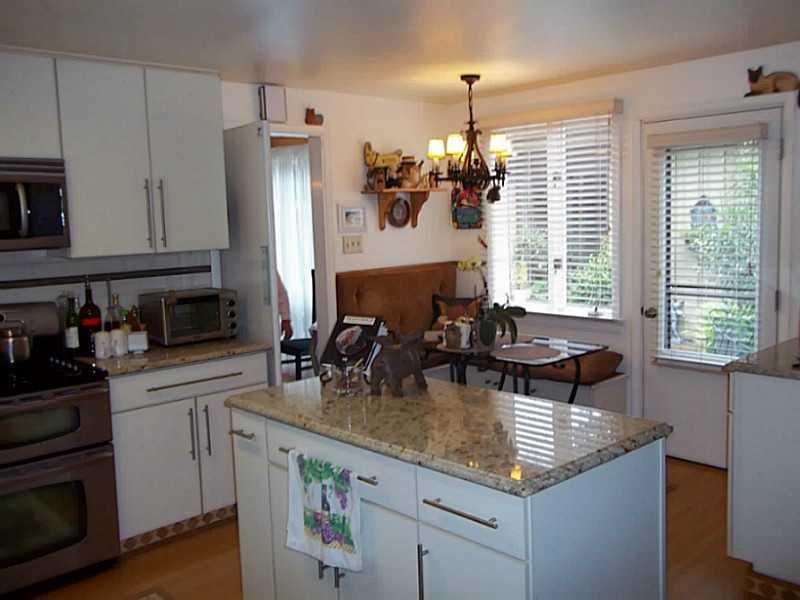2289 Elmhill Road Churchill, PA 15221 - Photo 9 of 22 Gallery Image 9