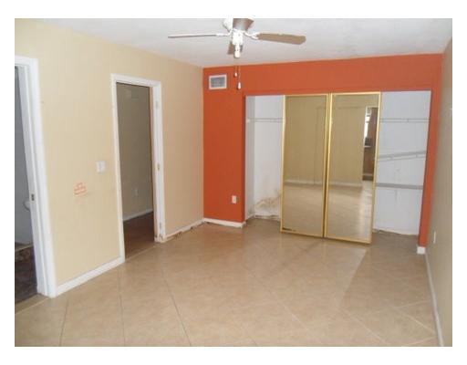 15038 Southwest 89th Ter Road Miami, FL 33196 - Photo 15 of 17