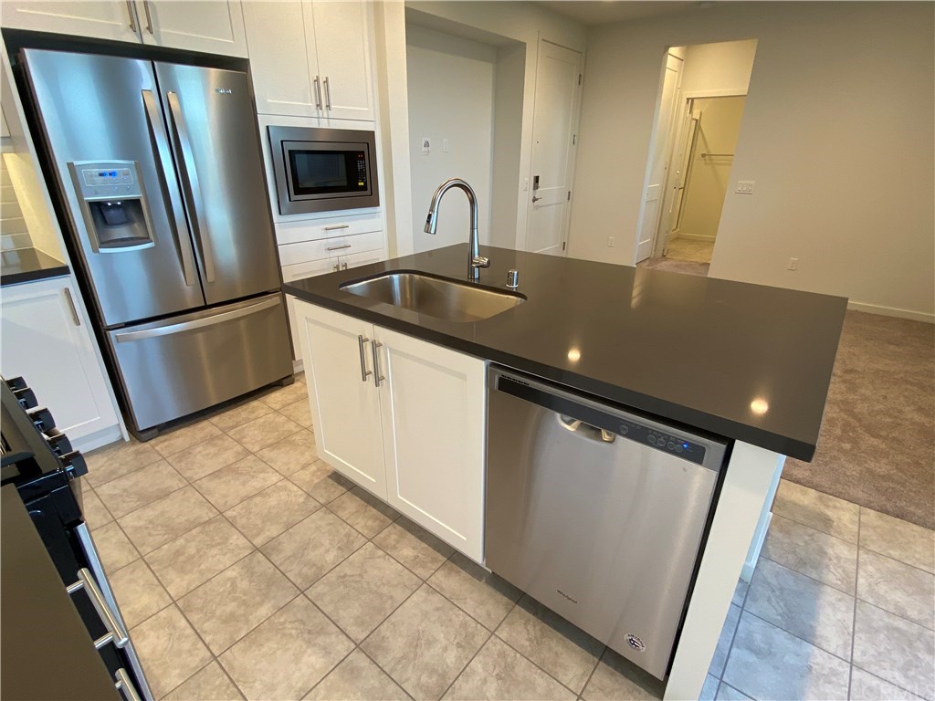 1114 Epic Irvine, CA 92618 - Photo 8 of 26