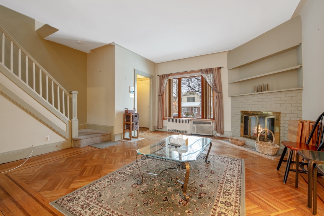 3036 Avenue T, Unit WHOLE Brooklyn, NY 11234 - Photo 4 of 21