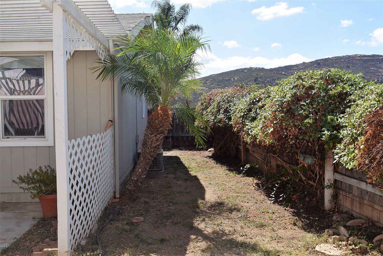 15935 Spring Oaks, Unit 18 El Cajon, CA 92021 - Photo 11 of 13 Gallery Image 11