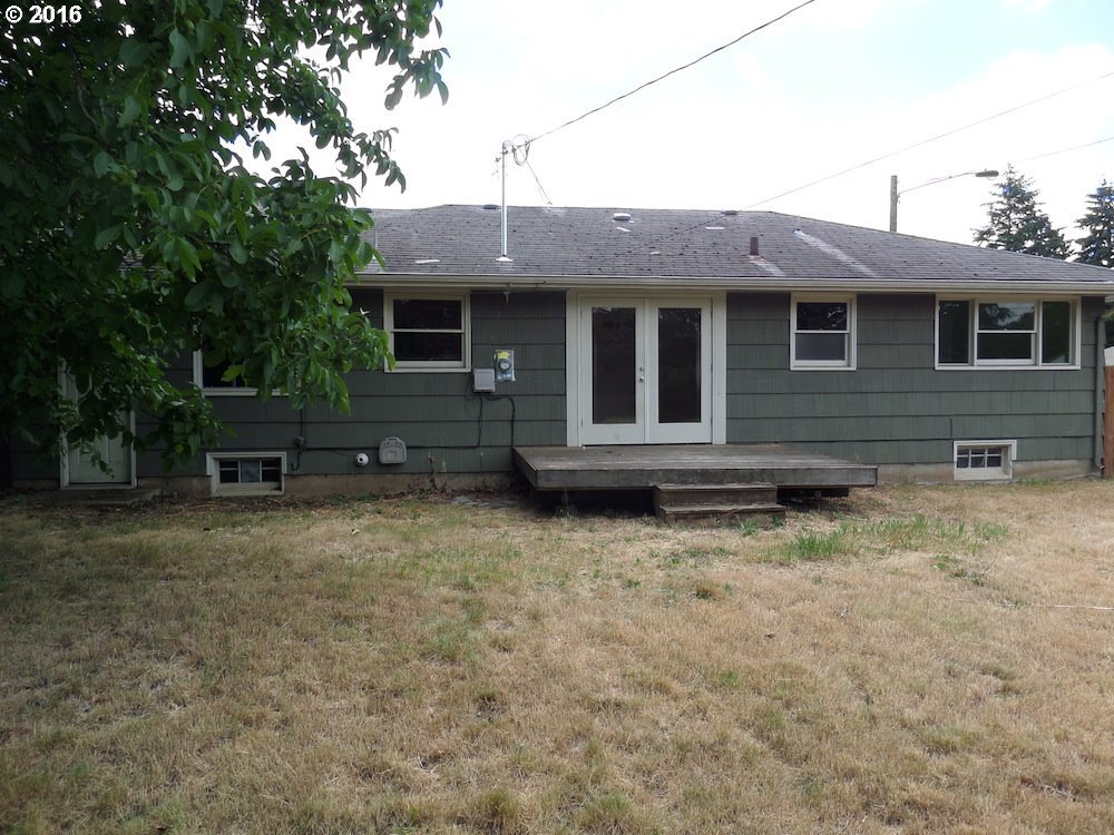 16211 Southeast Taggart Street Portland, OR 97236 - Photo 18 of 19