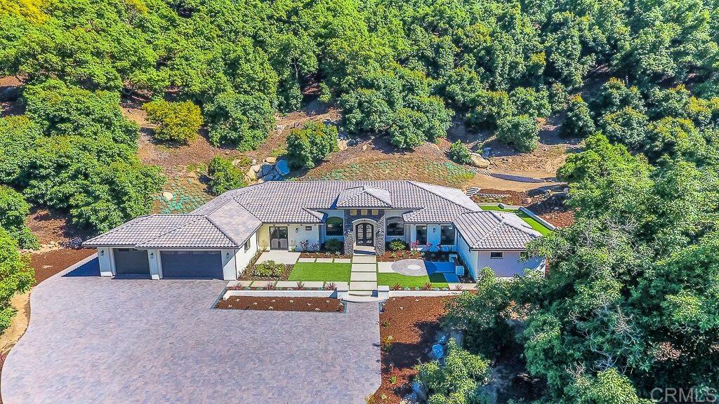 30223 Luis Rey Heights Road Bonsall, CA 92084 - Photo 2 of 25