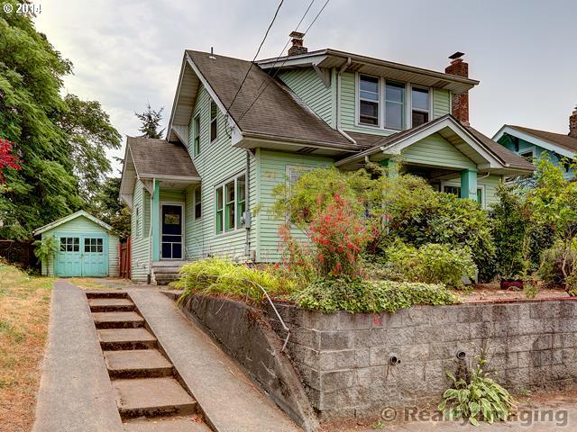 2004 Northeast Rosa Parks Way Portland, OR 97211 - Photo 1 of 16 Gallery Image 1
