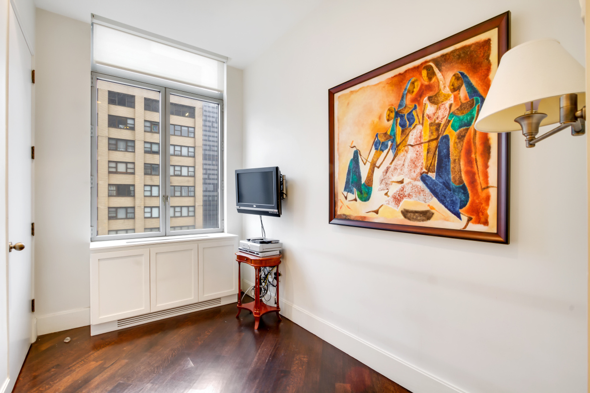 556 3rd Avenue, Unit PHD Manhattan, NY 10016 - Photo 24 of 29