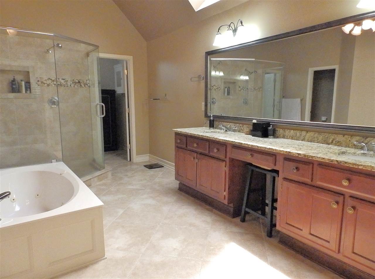 4083 Cedar Point Road Lakeland, TN 38002 - Photo 15 of 25 Gallery Image 15
