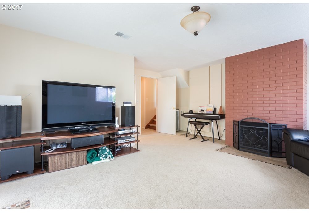 11320 Southwest Ridgecrest Drive Beaverton, OR 97008 - Photo 12 of 27 Gallery Image 12