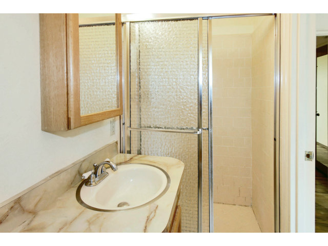 201 West Phillips Road Watsonville, CA 95076 - Photo 6 of 19 Gallery Image 6