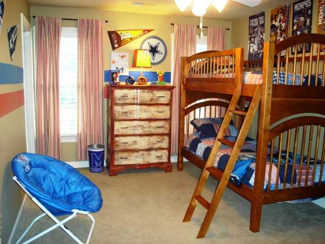 6895 7th Road Bartlett, TN 38135 - Photo 9 of 12 Bedroom 2 Upstairs Features Carpet, Ceiling Fan, Walk-In Closet, and Jack-n-Jill Bath Shared with Bedroom 3. PLUS There is a Cozy Little Kid Nook for the Children!