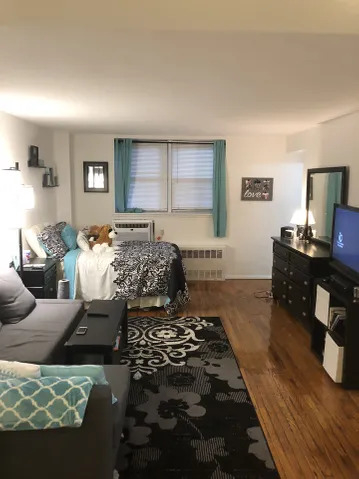 415 Stratford Road, Unit 1F Brooklyn, NY 11218 - Photo 3 of 4