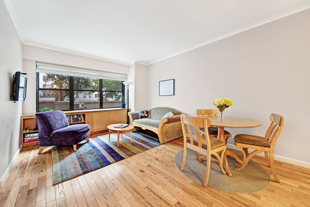 178 East 80th Street, Unit 1C Manhattan, NY 10075 - Photo 2 of 7