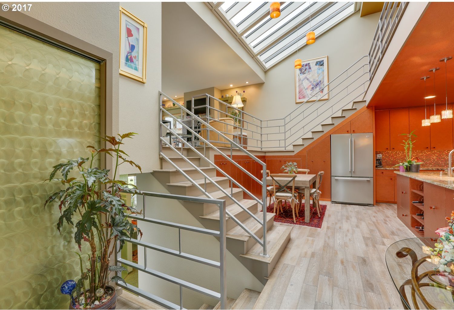 5810 Southwest Riverpoint Lane Portland, OR 97239 - Photo 3 of 32