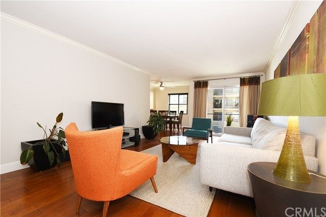 $510,000 | 2302 2nd Street, Unit 2D, Long Beach, CA 90803