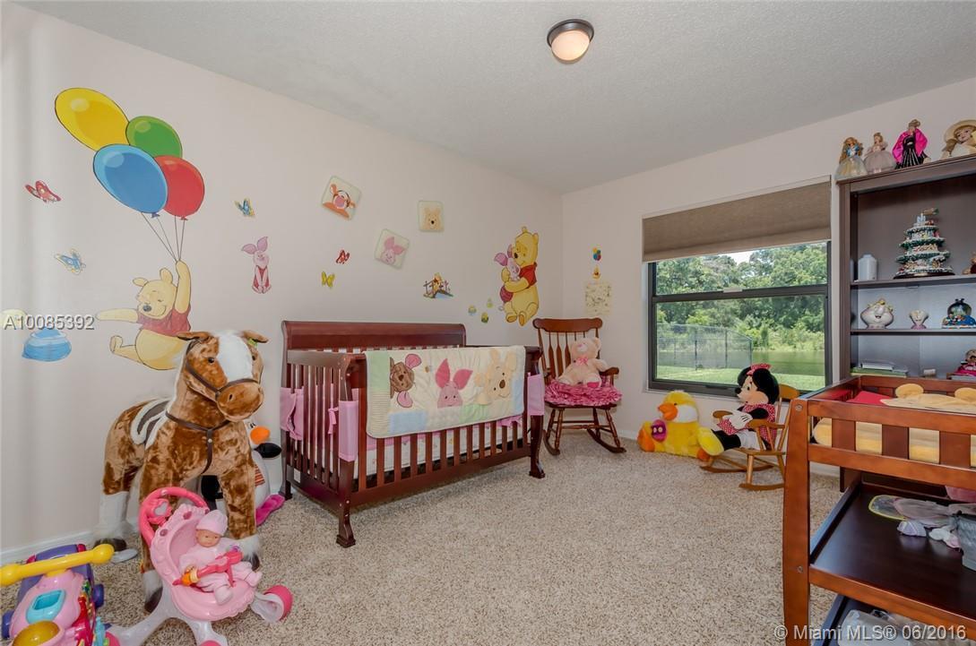 3192 Ridge Trace Davie, FL 33328 - Photo 14 of 30 Gallery Image 14