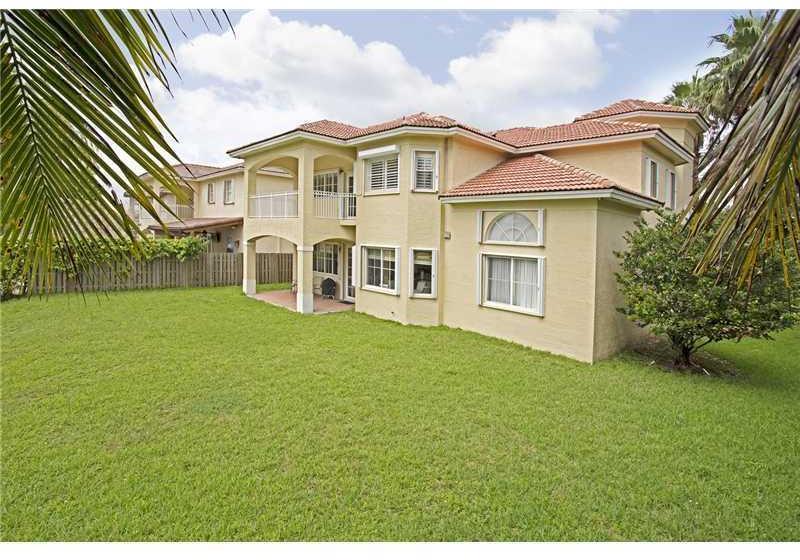 Doral Isles Doral, FL 33178 - Photo 15 of 19