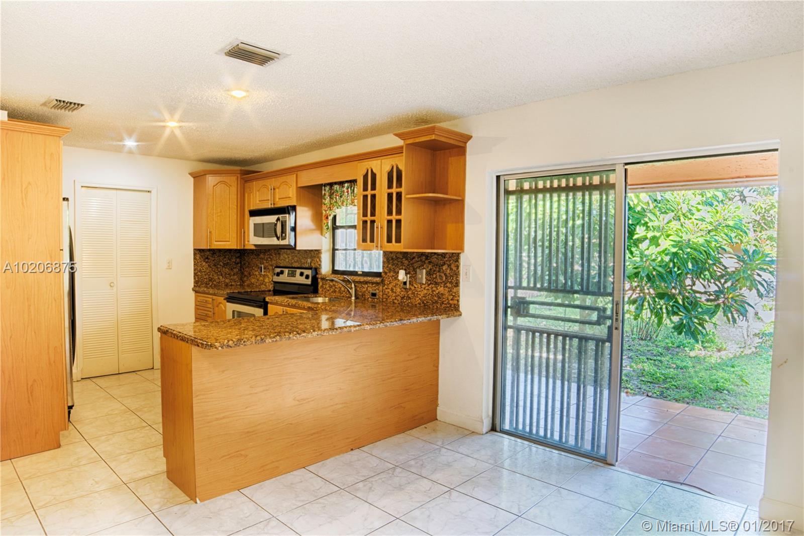 11033 Southwest 38th Lane, Unit 1 Miami, FL 33165 - Photo 3 of 8