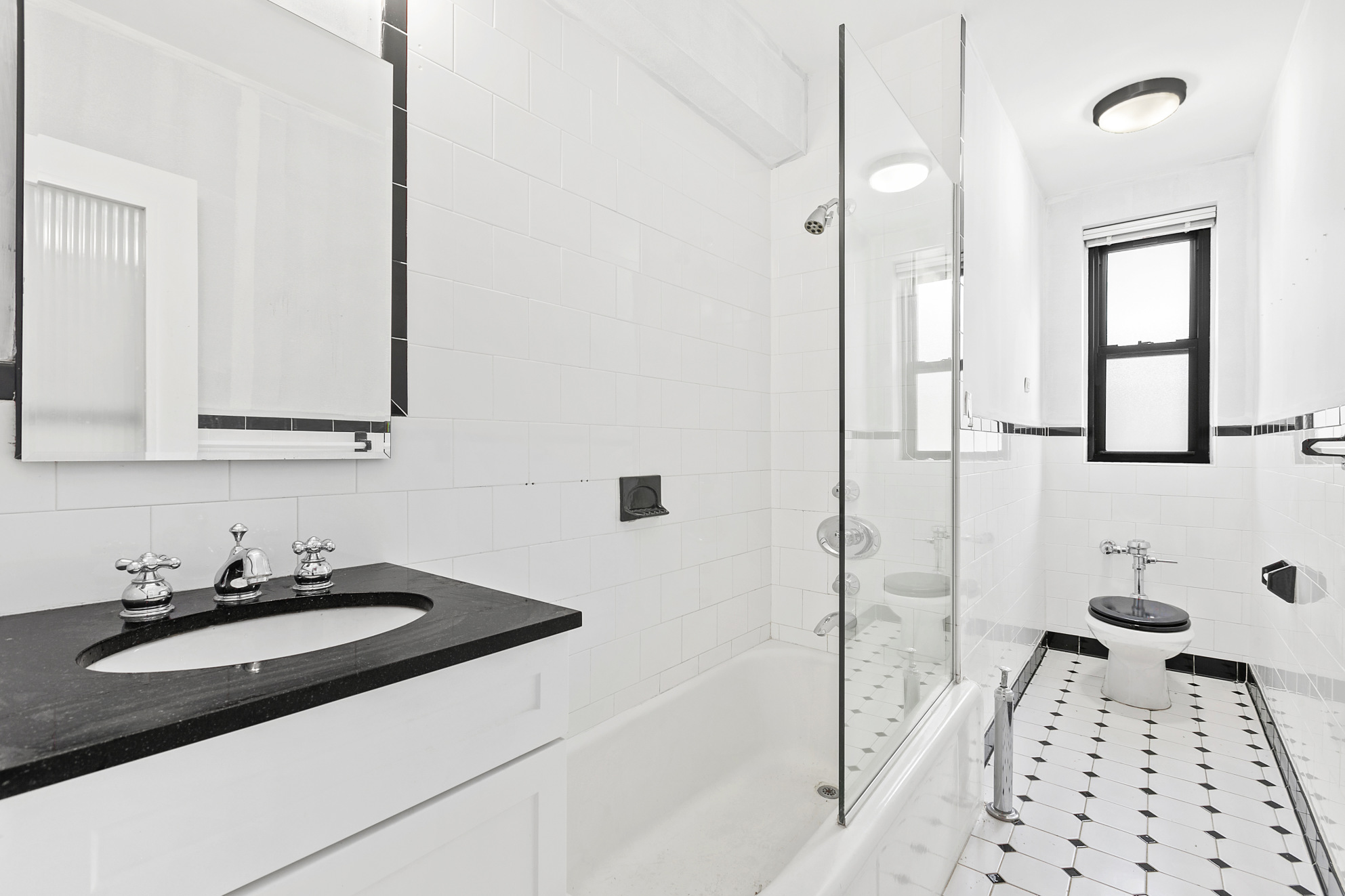 60 East 9th Street, Unit 619 Manhattan, NY 10003 - Photo 7 of 11