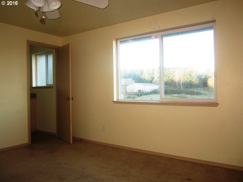 5747 Valley View Road Southeast Turner, OR 97392 - Photo 26 of 32 Gallery Image 26