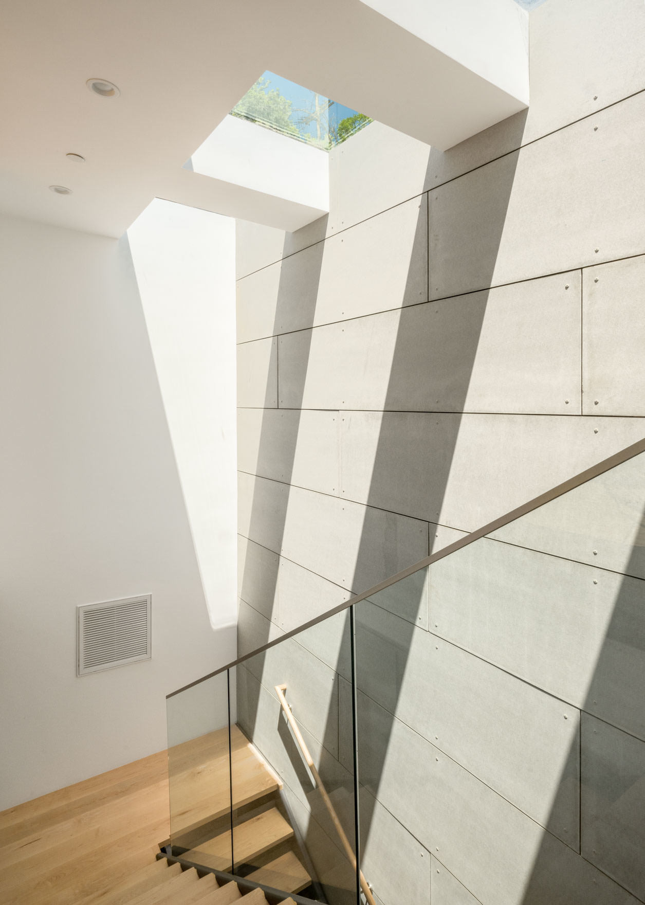 Lyric Avenue Los Angeles, CA 90027 - Photo 9 of 11