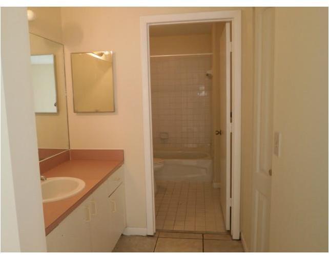 2360 Southwest 80th Terrace Miramar, FL 33025 - Photo 10 of 11
