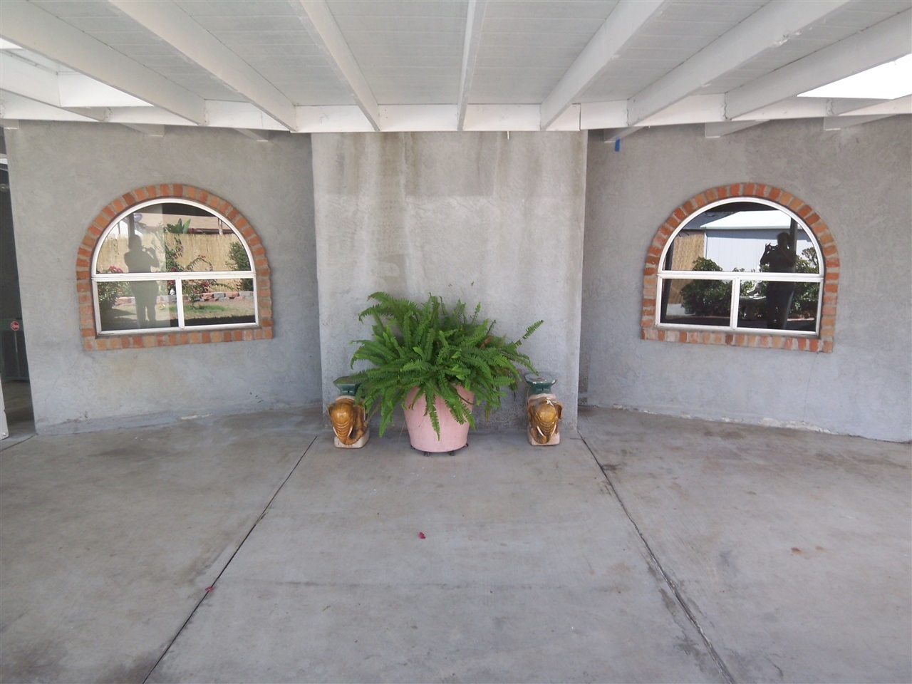 833 Rangeview Street Spring Valley, CA 91977 - Photo 11 of 19 Back Covered Patio