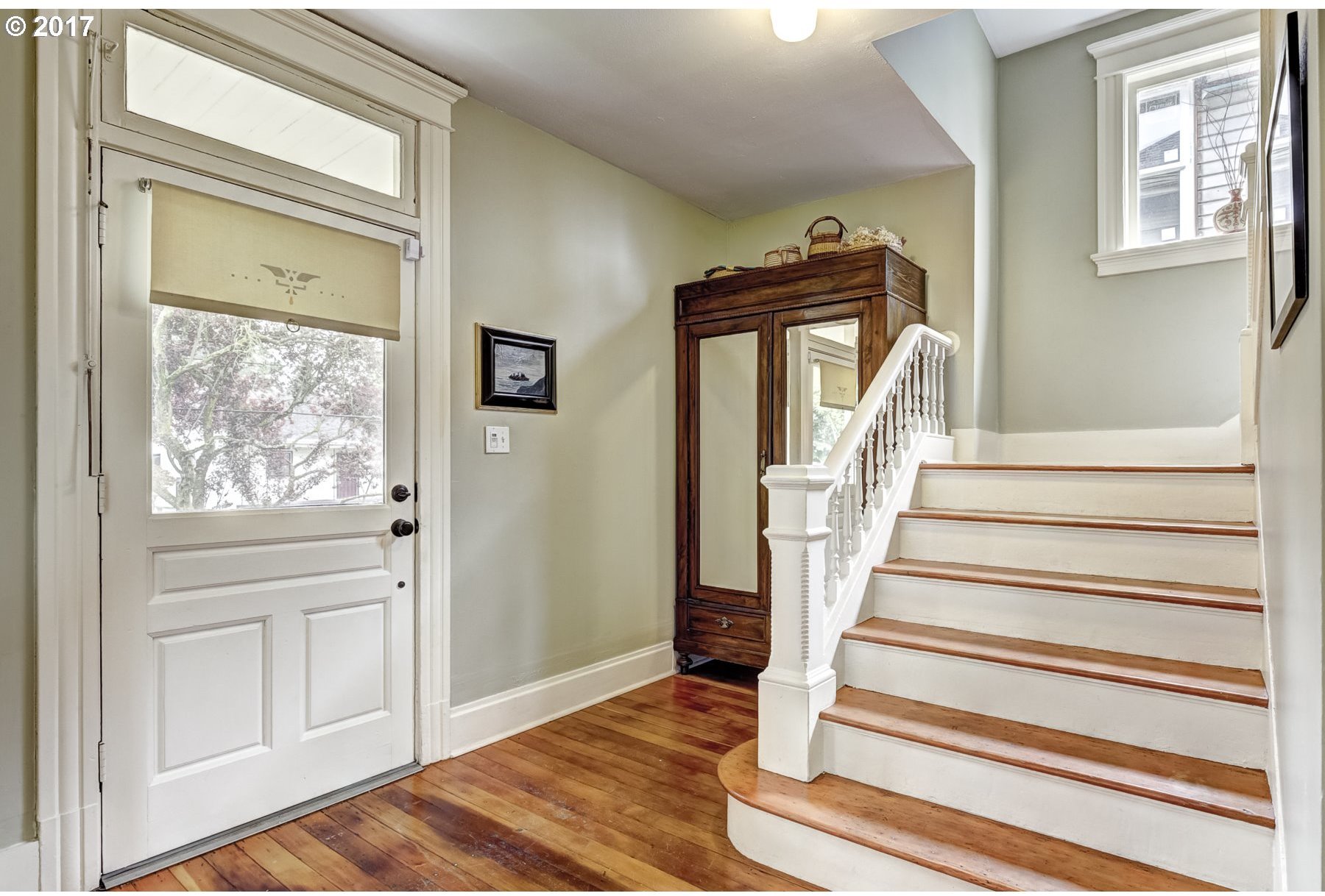 33 Northeast Cook Street Portland, OR 97212 - Photo 4 of 26 Gallery Image 4
