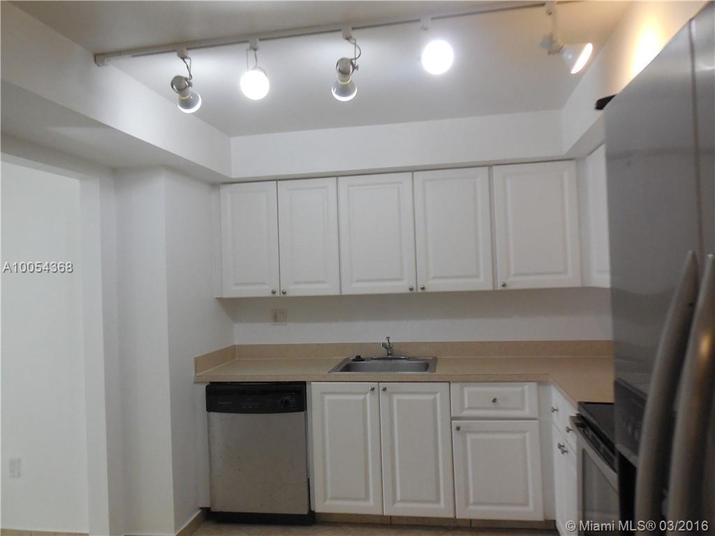 721 North Pine Island Road, Unit 416 Plantation, FL 33324 - Photo 5 of 18