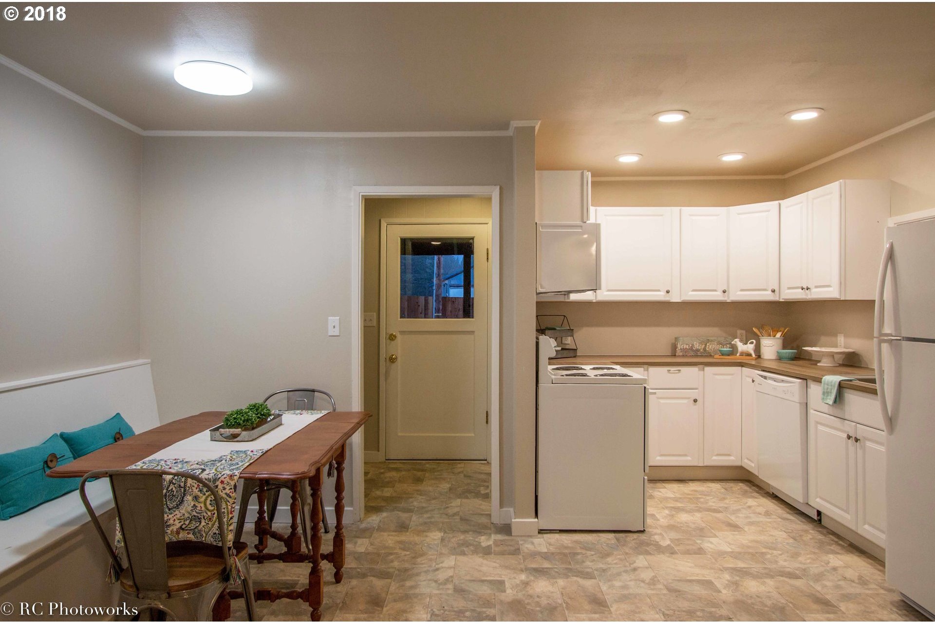 1892 Metzger Road Carson, WA 98610 - Photo 7 of 20 Gallery Image 7