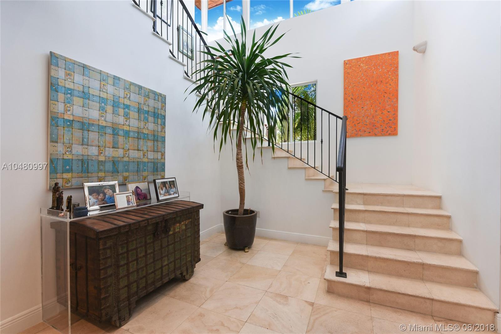 115 Hampton Lane Key Biscayne, FL 33149 - Photo 7 of 21 Gallery Image 7